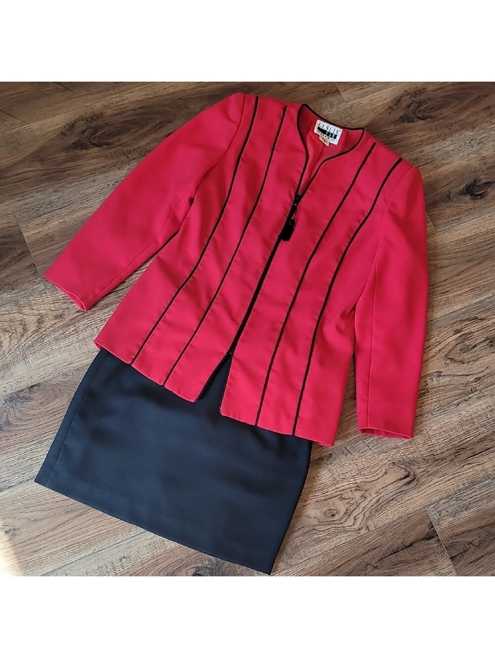 Vintage Leslie Fay Suits Blazer And Skirt Power Set, Size 10, Red & Black, Retro